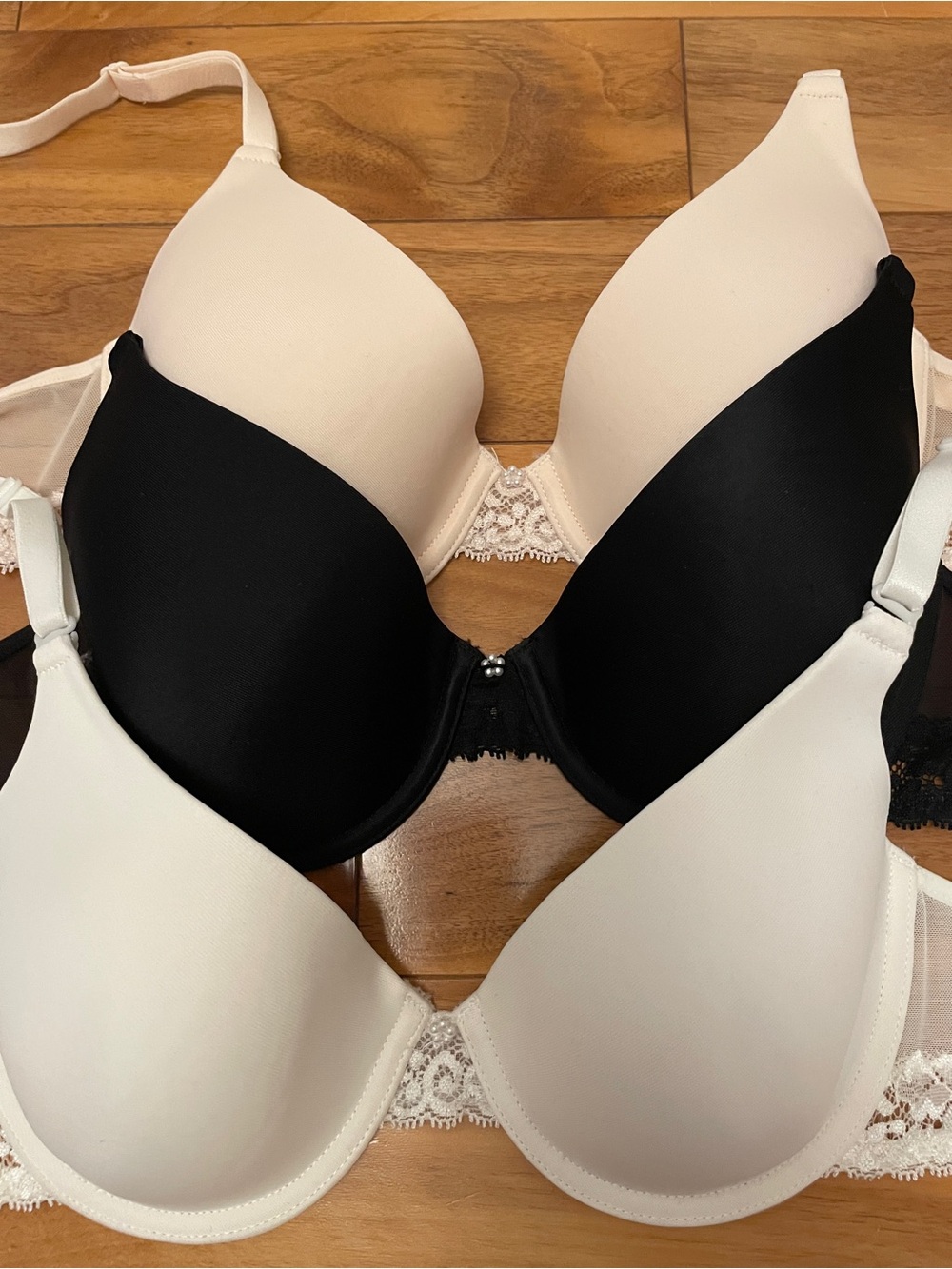 Smooth Everyday Push-Up Bra - Black & Cream